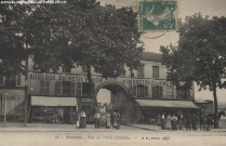 Rue de Paris, aux Limites.