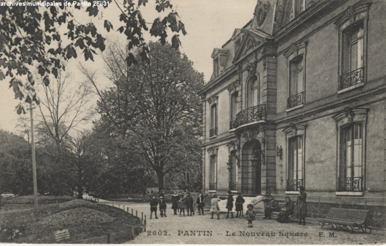 « Le nouveau square ».