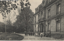 « Le nouveau square ».