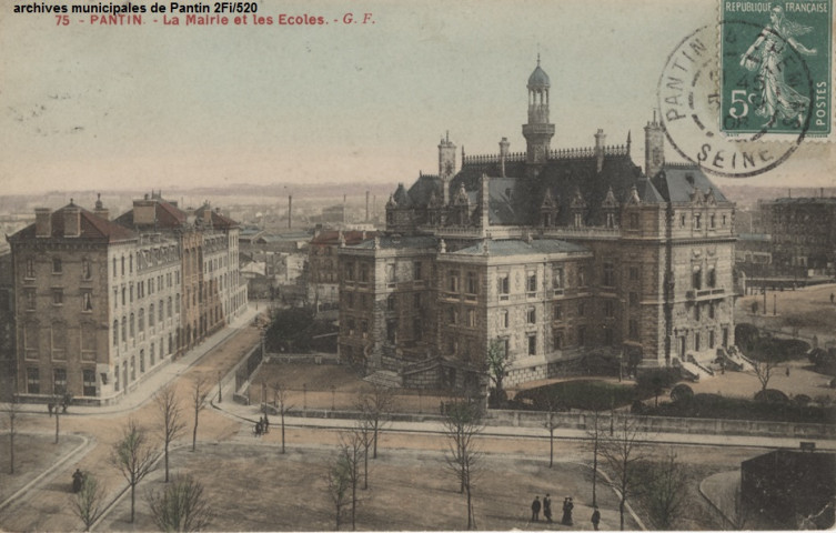 75. Pantin - La mairie et les écoles.