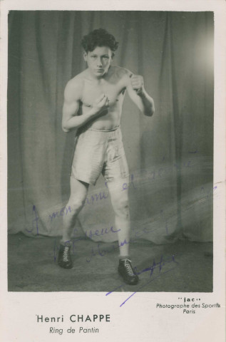 Portrait du boxeur Henri Chappe du Ring de Pantin : photographie noir et blanc.