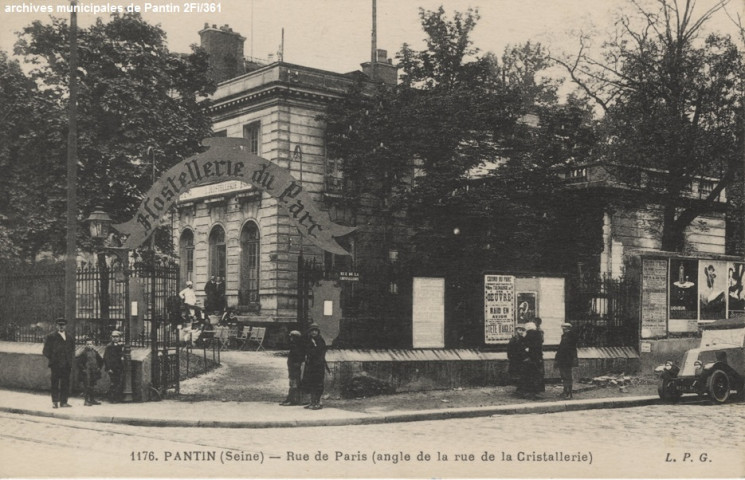 1176. Pantin (Seine) - Rue de Paris, angle de la rue de la Cristallerie.