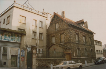 Photographie du dispensaire et centre d’hygiène sociale avant démolition, en 1989