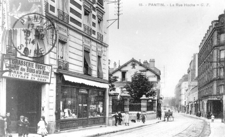 Rue Hoche : reproduction d'une carte postale.