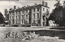 Colonie de vacances de la ville de Pantin à Saint-Martin-d'Ecublei - Le château.