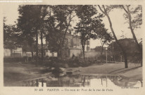 402. Pantin - Un coin du parc de la rue de Paris.
