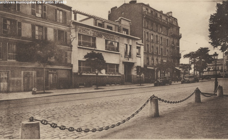 Route des Petits-Ponts - École maternelle (école maternelle Leclerc).