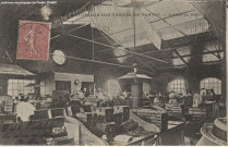 Manufacture nationale des tabacs de Pantin - Atelier du boitage.