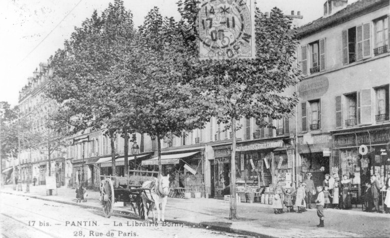 Rue de Paris : reproduction d'une carte postale.