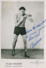 Portrait du boxeur Claude Balalud : photographie noir et blanc.