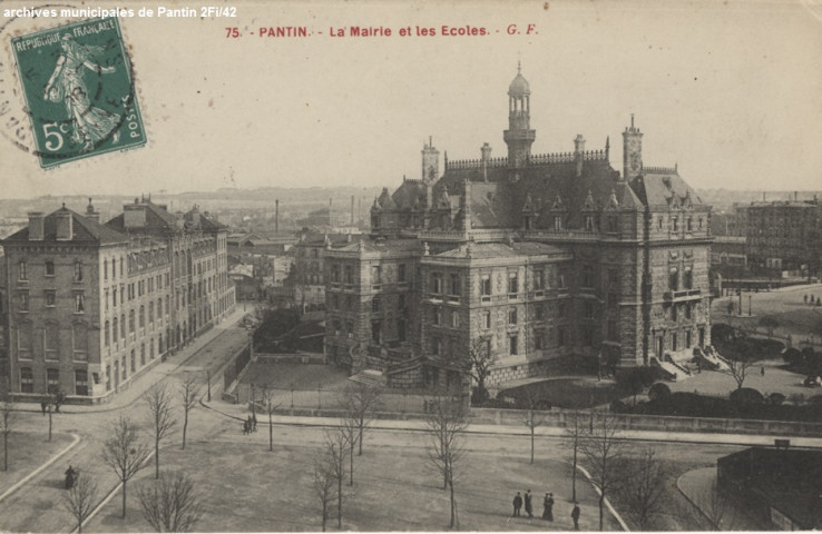 Hôtel de ville et écoles communales [groupe scolaire Sadi-Carnot].