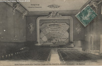 Pantin (Quatre-Chemins) - Vue intérieure du Casino Cinéma de Pantin-Aubervilliers - La scène.