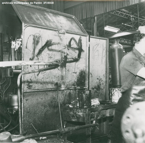 Usine de la Polymécanique, lieu de fabrication de moteurs pour motocyclettes Motobécane (années 1960)