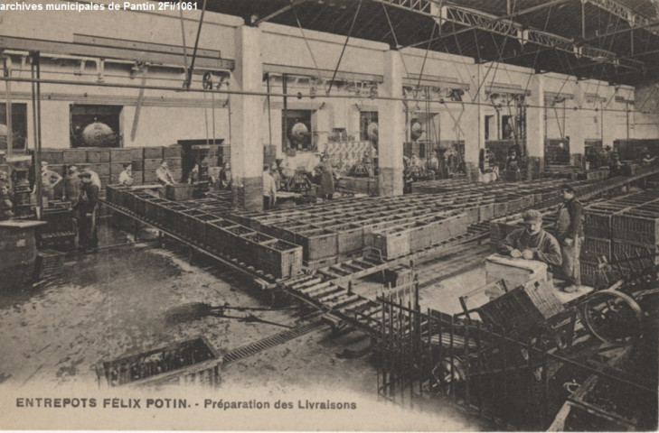 Entrepôts Félix Potin, préparation des livraisons.