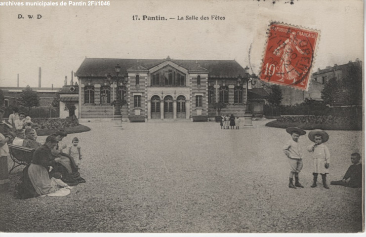 17. Pantin - La salle des fêtes (salle des conférences).