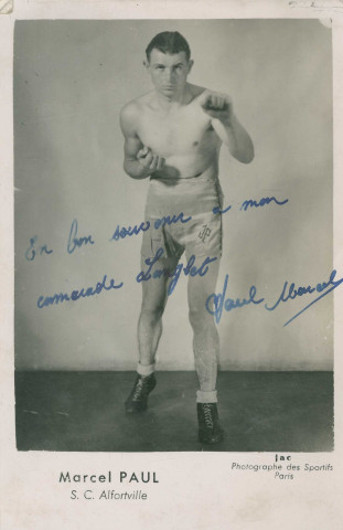 Portrait du boxeur Marcel Paul : photographie noir et blanc.