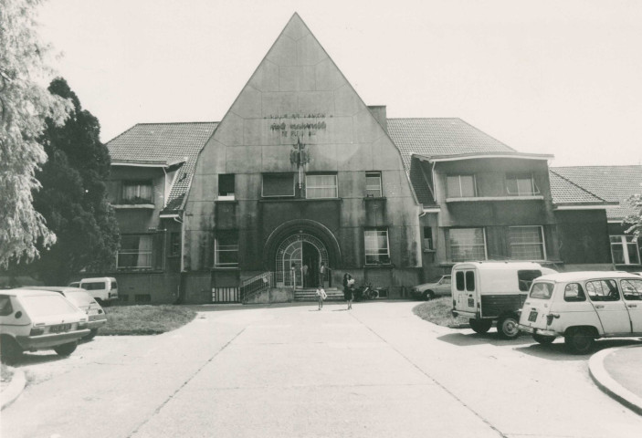 École de Plein-Air, façade extérieure : photographie noir et blanc.