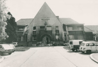École de Plein-Air, façade extérieure : photographie noir et blanc.