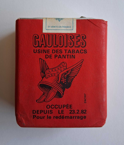 Paquet de Gauloises pantinoises, cigarettes produites par la Confédération générale du travail (CGT) lors de l'occupation de la Manufacture des tabacs.