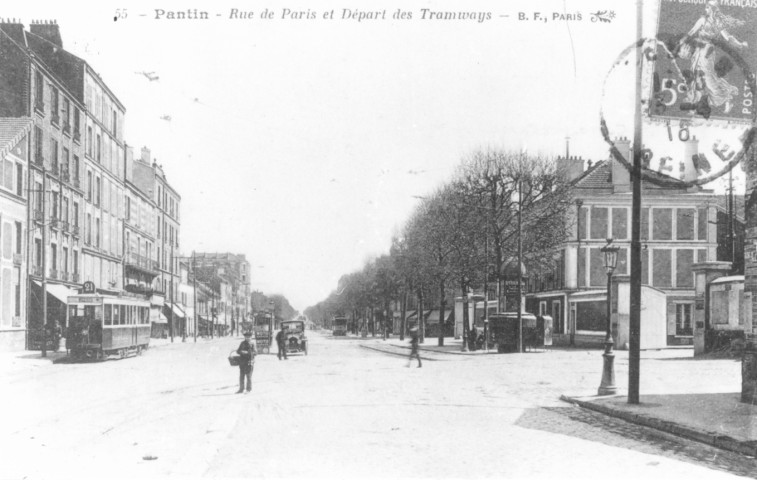 Rue de Paris, station des tramways : reproduction d'une carte postale.