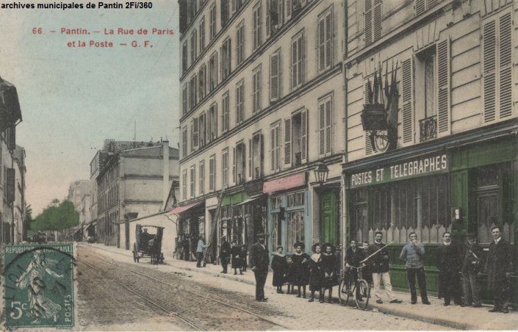 66. Pantin - La rue de Paris et la poste.