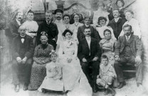 Mariage pantinois : reproduction de photographie noir et blanc.