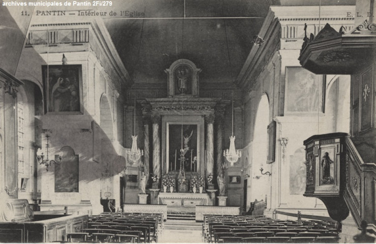 11. Pantin - Intérieur de l'église.