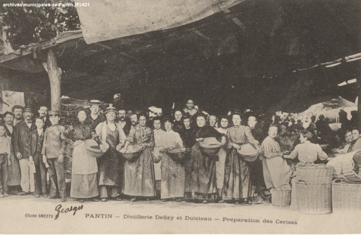 Pantin - Distillerie Delizy et Doistau - Préparation des cerises.