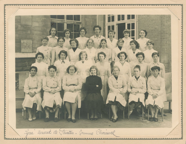 Lycée de la Mairie de Pantin vers 1955.