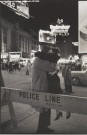 Reproduction d'une œuvre de Henri Cartier-Bresson, New-York City, Times Square, nouvel an. Légendes de nuit, exposition à la bibliothèque Elsa-Triolet.