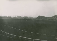 Stade Charles-Auray : photographie noir et blanc.