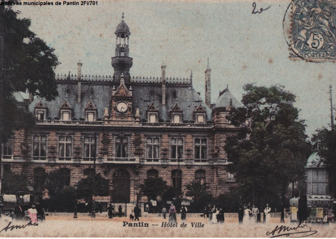 Pantin - Hôtel de ville. La mairie de Pantin, inaugurée officiellement le 31 octobre 1886, en présence du préfet de la Seine Eugène René Poubelle.