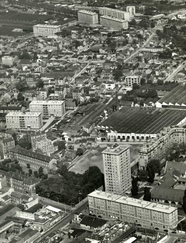 Rues Méhul et de Candale, vue aérienne : photographie noir et blanc.