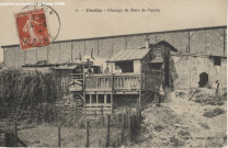Champ de Mars de Pantin, habitations de fortune dans la zone.