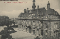 116. Pantin - La mairie et le square.