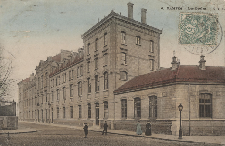 Carte postale du groupe scolaire au début du XXe siècle