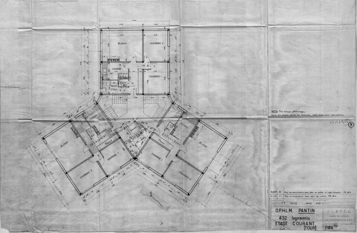 Les Courtillières. - 432 logements, projet de construction par l'Office public d'habitations à loyer modéré de la ville de Pantin : plan des étages des tours en tripode.