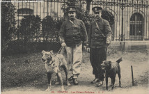 32. Pantin - Les chiens policiers.
