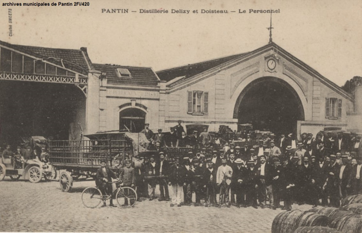 Pantin - Distillerie Delizy et Doistau - Le personnel.