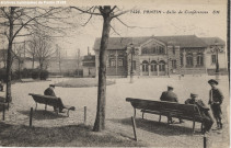 Salle de conférences.
