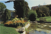 Le square.